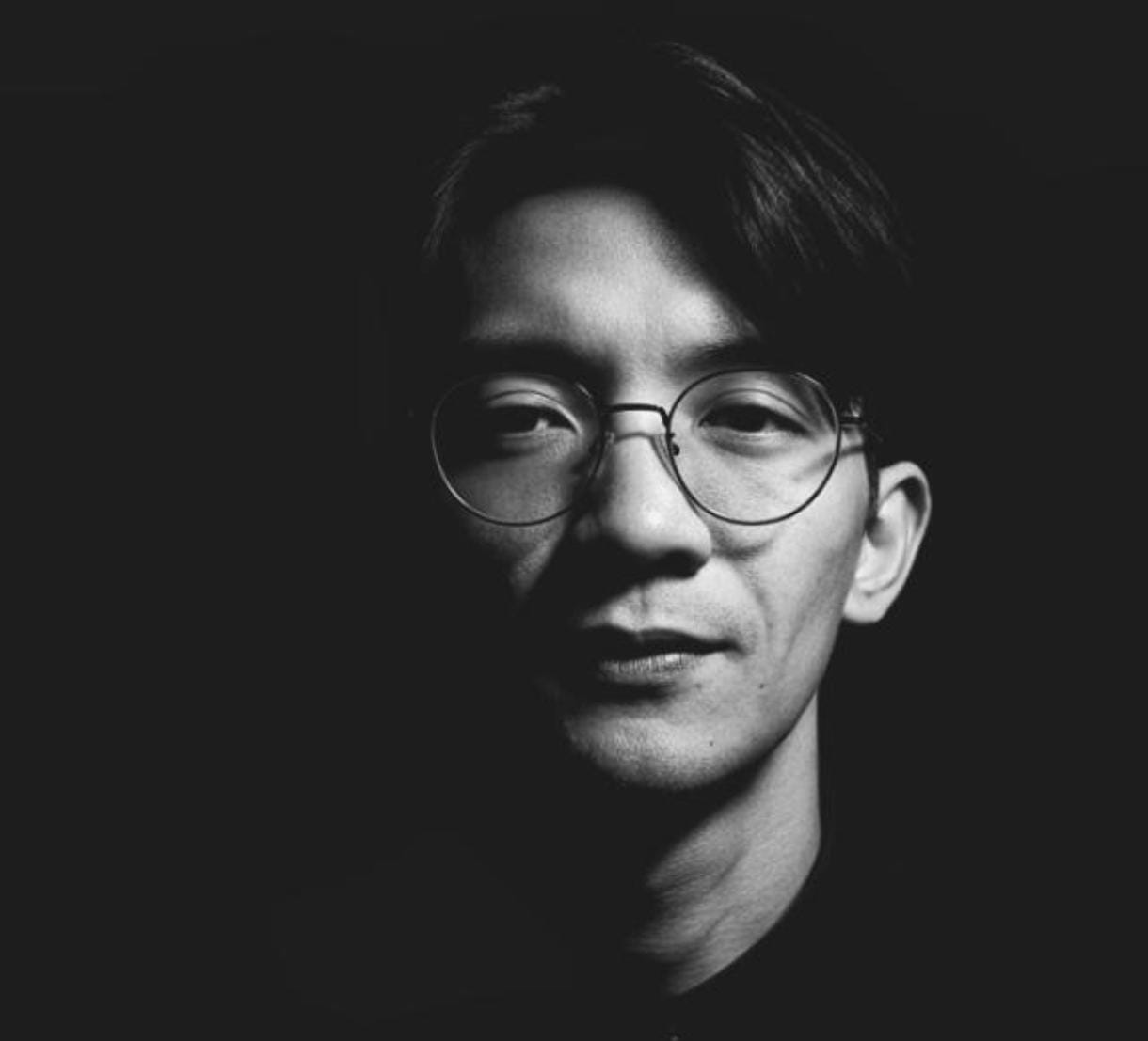 Generasi Tanpa Ideologi dalam Pelukan Kapitalisme