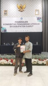 Faisal Wakili Sakabaca dalam Pembinaan Komunitas Penggerak Literasi di Kabupaten Garut